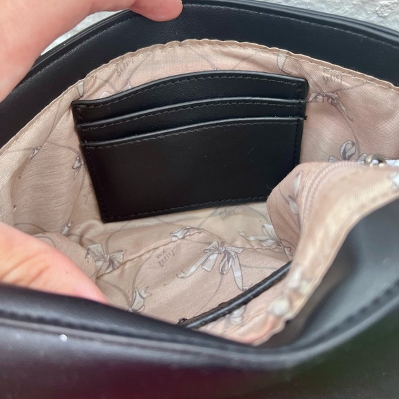 Betsey Johnson Elegant Black Studded Bow Small Crossbody Bag - Picture 7 of 7